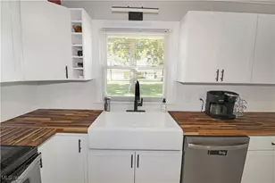 513 W Stevenson St, Gibsonburg, OH 43431 - Photo 12