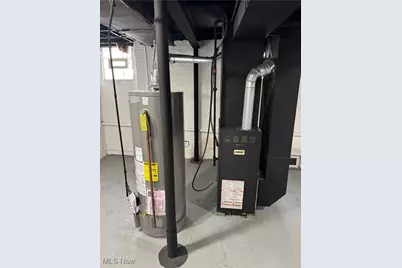 434 Hillwood Drive, Akron, OH 44320 - Photo 26