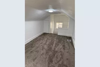 434 Hillwood Drive, Akron, OH 44320 - Photo 24