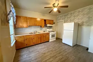 286 W Maryland Ave, Sebring, OH 44672 - Photo 2