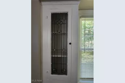 24691 Hawthorne, Euclid, OH 44117 - Photo 8