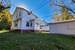 24691 Hawthorne, Euclid, OH 44117 - Photo 2