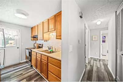 5771 Marine Parkway, Mentor on the Lake, OH 44060 - Photo 20