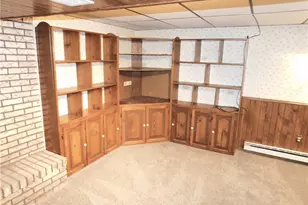 49410 S Park Cir, East Liverpool, OH 43920 - Photo 32