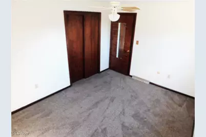 49410 South Park Circle, East Liverpool, OH 43920 - Photo 26