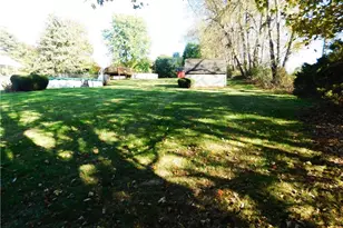 49410 S Park Cir, East Liverpool, OH 43920 - Photo 42