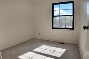 46871 E Almar Ln, St Clairsville, OH 43950 - Photo 10