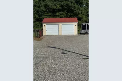 207 Walnut Street, New Haven, WV 25265 - Photo 2
