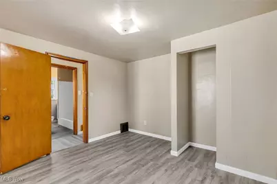 1026 Woodward Avenue, Akron, OH 44310 - Photo 16