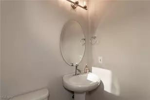 2265 E 97th St, Loveland, OH 44106 - Photo 12