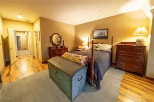 38071 Euclid Ave, Willoughby, OH 44094 - Photo 12