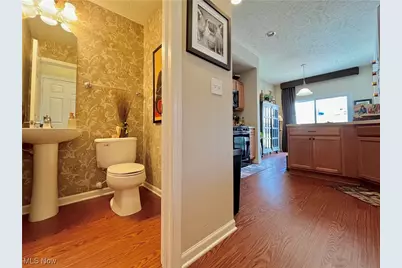 991 Croghan Way, Akron, OH 44321 - Photo 10