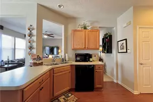 991 Croghan Way, Akron, OH 44321 - Photo 6