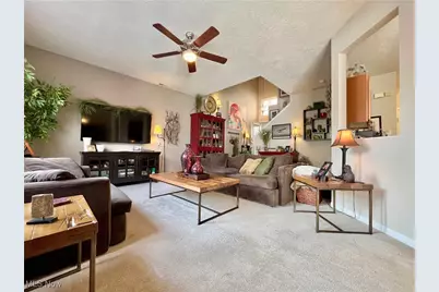 991 Croghan Way, Akron, OH 44321 - Photo 4