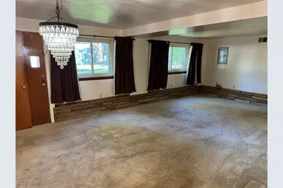 715 Crestview Drive, Boardman, OH 44512 - Photo 6