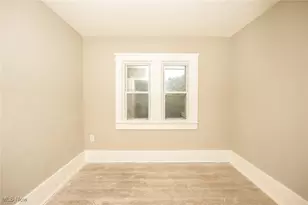 2104 11th St, Akron, OH 44314 - Photo 12