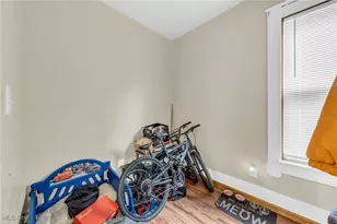 1374 E 115th St, Loveland, OH 44106 - Photo 6