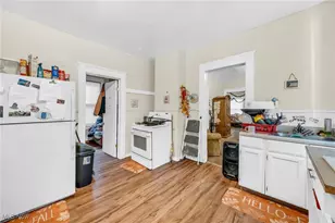 1374 E 115th St, Loveland, OH 44106 - Photo 2