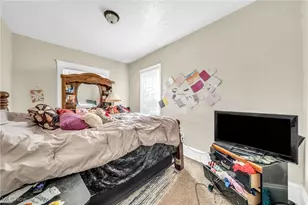 1374 E 115th St, Loveland, OH 44106 - Photo 10