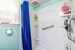 1253 Elmhurst Dr, Weirton, WV 26062 - Photo 16