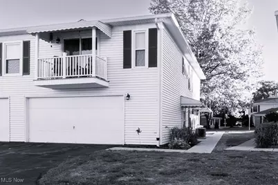 1286 Pembrooke Drive #D, Salem, OH 44460 - Photo 1