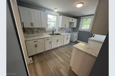 623 W 57th Street, Ashtabula, OH 44004 - Photo 14