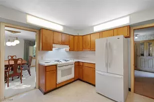 300 River Rd, Hinckley, OH 44233 - Photo 12