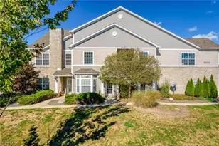 522 Robin Wood Ln, Copley, OH 44321 - Photo 1