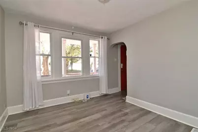 2061 W 33rd Street, Loveland, OH 44113 - Photo 8