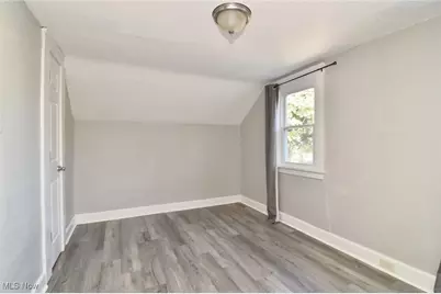 2061 W 33rd Street, Loveland, OH 44113 - Photo 32