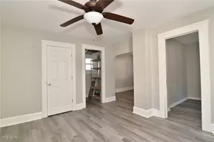 2061 W 33rd St, Loveland, OH 44113 - Photo 12