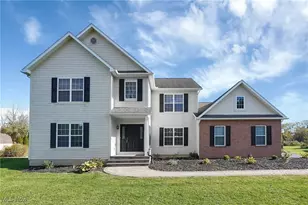 105 Zellers Ln, Pataskala, OH 43062 - Photo 1