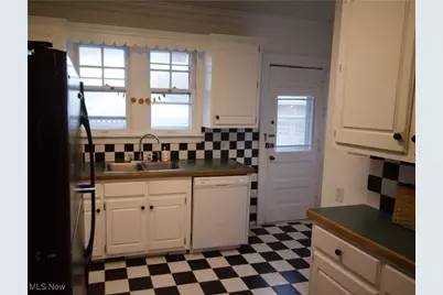 30 Casterton Avenue #N, Akron, OH 44303 - Photo 16