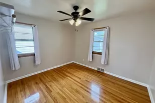 1807 E 294th St, Wickliffe, OH 44092 - Photo 14