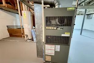 1807 E 294th St, Wickliffe, OH 44092 - Photo 36