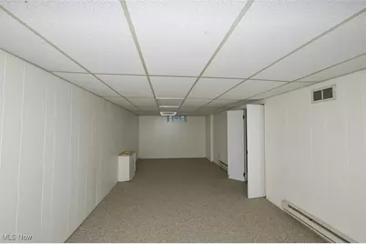 41 W Woodsdale Avenue, Akron, OH 44301 - Photo 22