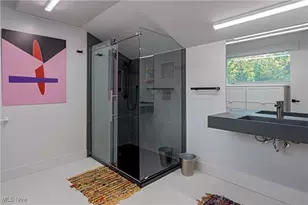 12866 Lakeshore Blvd, Bratenahl, OH 44108 - Photo 34