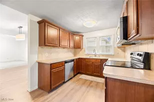 3060 Ravenna St, Hudson, OH 44236 - Photo 12