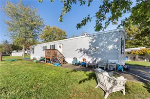 2859 Cheryl Ave, Worthington, OH 44470 - Photo 2