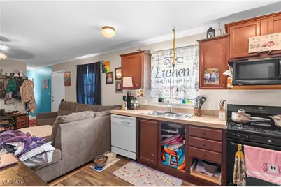 2859 Cheryl Avenue, Worthington, OH 44470 - Photo 6