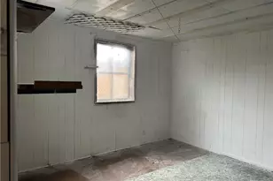 200 Central Ave, Tiltonsville, OH 43963 - Photo 10