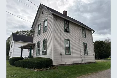 435 Hazlett Avenue NW, Canton, OH 44708 - Photo 2