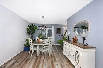 1139 Glencove Commons Drive, Brunswick, OH 44212 - Photo 6