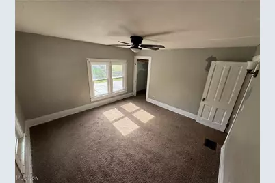 919 E 17th Street, Ashtabula, OH 44004 - Photo 18