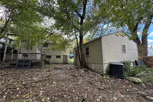 211 W 58th St, Ashtabula, OH 44004 - Photo 4