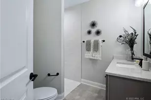 4317 Evergreen Ct, North Canton, OH 44720 - Photo 16