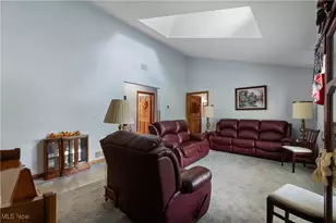 9732 Erie Ave SW, Beach City, OH 44608 - Photo 24