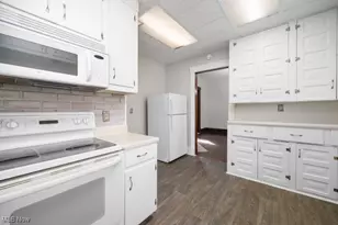 276 Harrison St, Elyria, OH 44035 - Photo 8