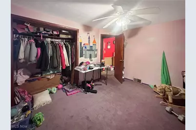 337 Greenbrier Rd, Weirton, WV 26062 - Photo 10