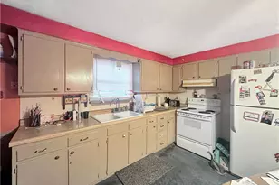 337 Greenbrier Rd, Weirton, WV 26062 - Photo 6